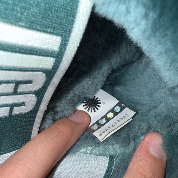 UGG FLUFF YEAH SLIDE ATLANTIC SLIPPERS - WOMEN'S - Picture 4 of 5